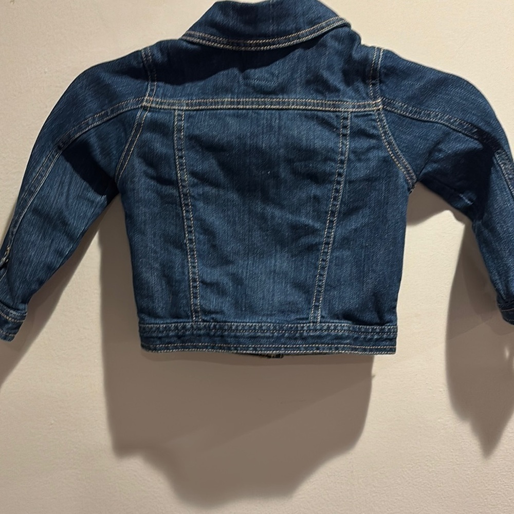 Old Navy Blue Jean Jacket Classic Style size 3t - Picture 4 of 4